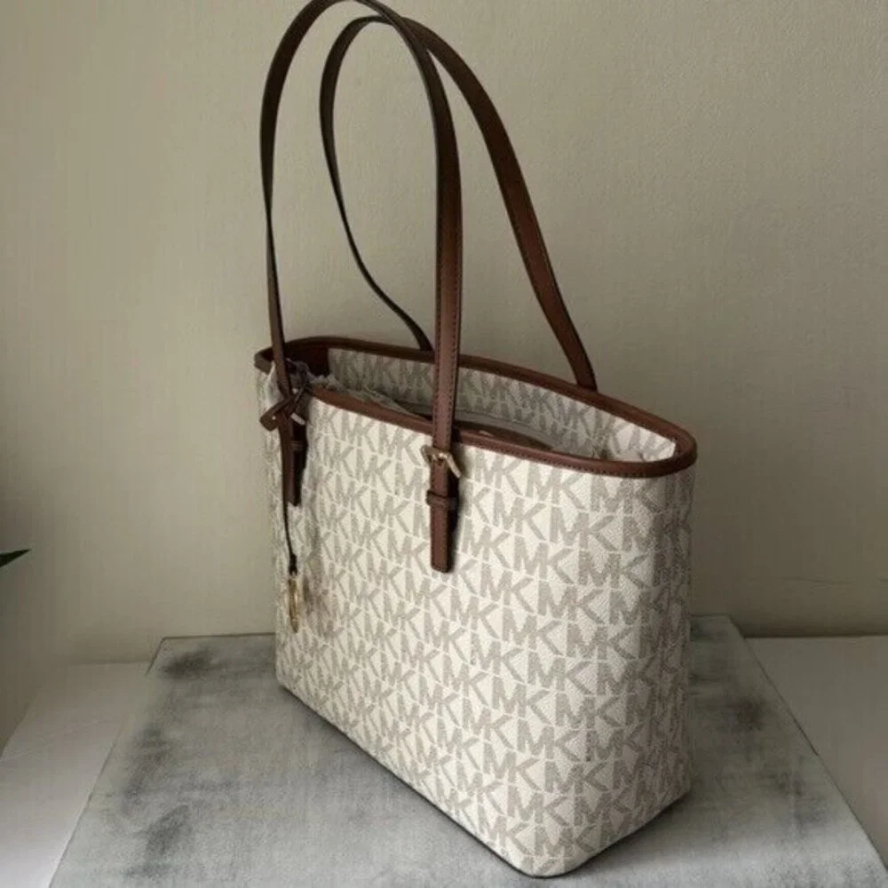 Michael Kors Jet Set Vanilla Luggage Tote Carry All Shoulder Handbag Logo Charm